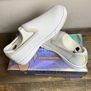 Sketchers Street LiL’ trimmer, white/multi gym shoes. Lavender scented. Size 8